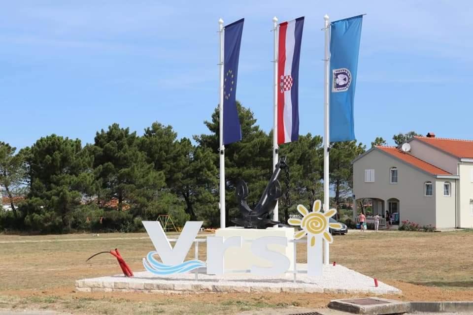 Apartman Zvoncica Vrsi Εξωτερικό φωτογραφία